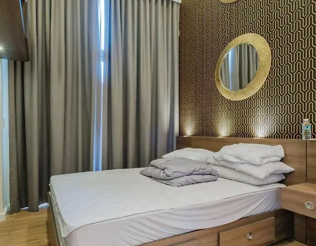Apartment Penthouse Generous Living Spaces Manila
