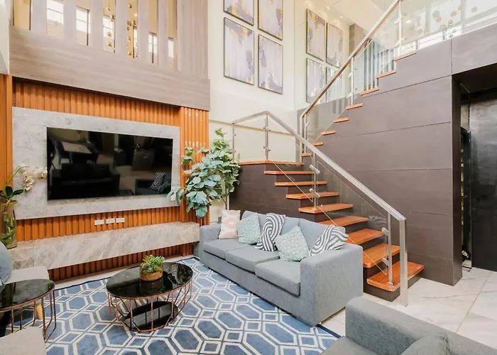 Apartment Penthouse Generous Living Spaces *