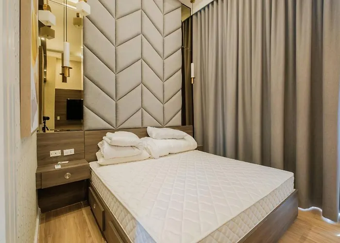 Penthouse Generous Living Spaces * Manila